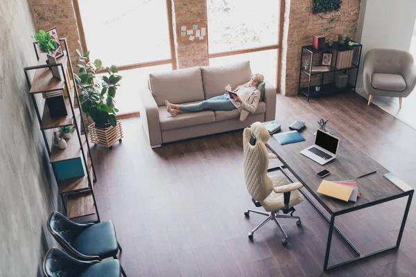 Adapting to Hybrid Work: Flexibility in Space and Furniture